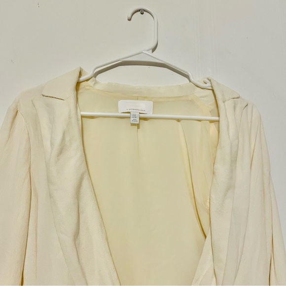 Ett:Twa Anthropologie Top US Size 4 Viscose Blouse Wrap Blazer Ivory - Picture 5 of 9